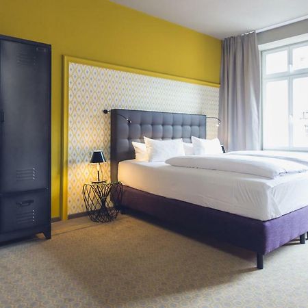 Hotel Goldene Traube - By Neugart Traben-Trarbach Bagian luar foto