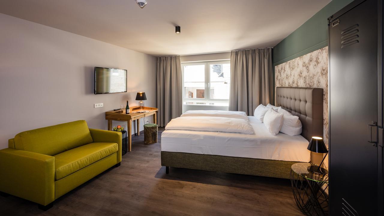 Hotel Goldene Traube - By Neugart Traben-Trarbach Bagian luar foto