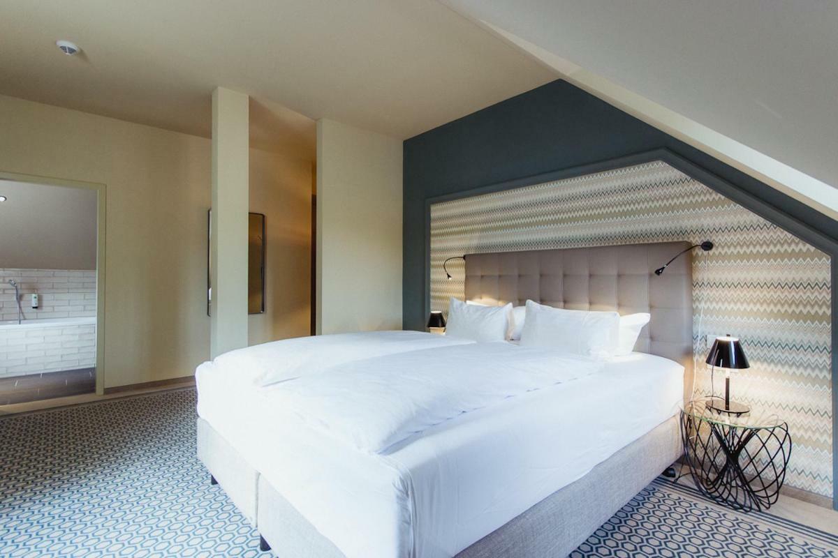 Hotel Goldene Traube - By Neugart Traben-Trarbach Bagian luar foto