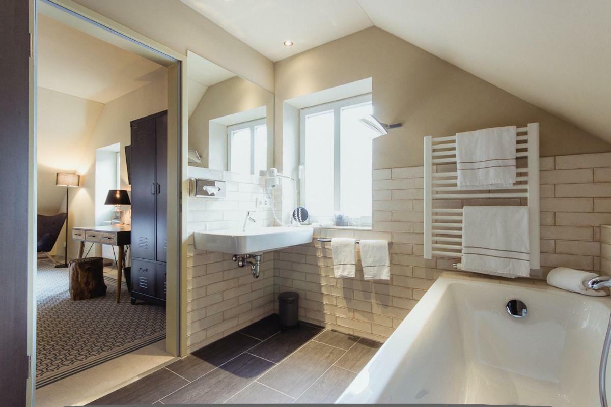 Hotel Goldene Traube - By Neugart Traben-Trarbach Bagian luar foto